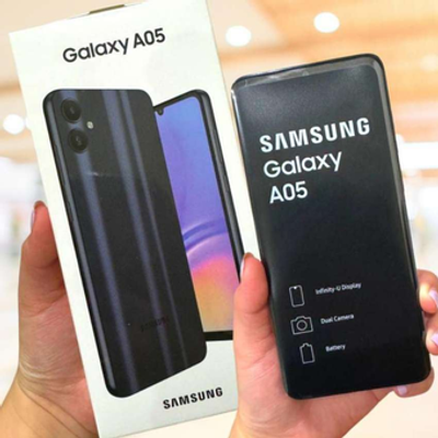 Smartphone Samsung Galaxy A05s 6,7 Tela Infinita 128GB + 6GB RAM Tela Infinita de 6.7" 50MP + 2MP + 2MP, Processador Octa-Core, Bateria de longa duração - Preto