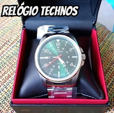 Relógio de Pulso Technos Masculino 2115MYS/1V com pulseira de aço inoxidável - fundo verde