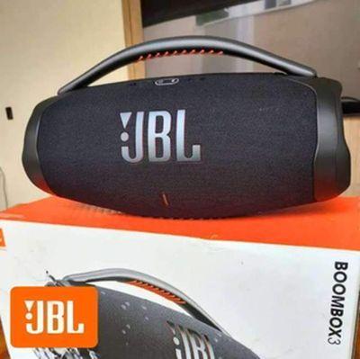 Caixa de Som Portátil JBL Boombox 3 Preto com Bluetooth e À Prova D'água - 180W