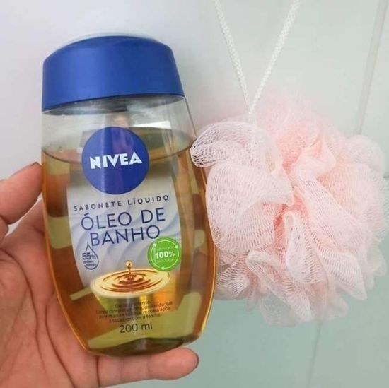 NIVEA Sabonete Líquido Óleo de Banho 200ml - Com 55% de óleos naturais, produz espuma cremosa e proporciona hidratação intensa, maciez e cuidado único com a pele