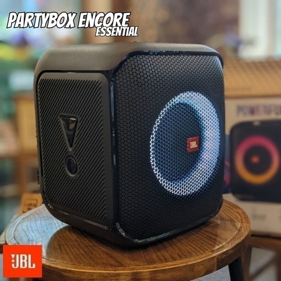 Caixa De Som Bluetooth Jbl Partybox Encore Essential Origina Cor Preto 110V/220V