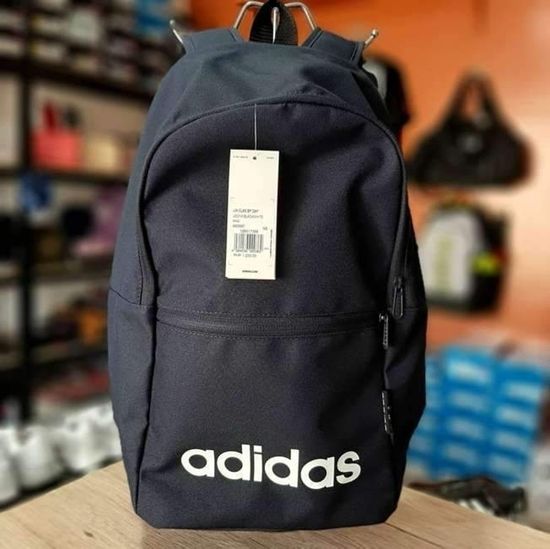 Mochila Classic Foundation adidas Cor Preto Desenho do tecido Liso